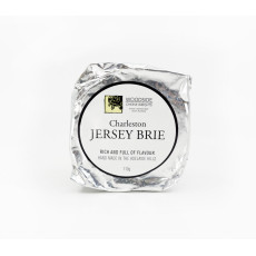 Woodside Jersey Brie 110g 1.jpg