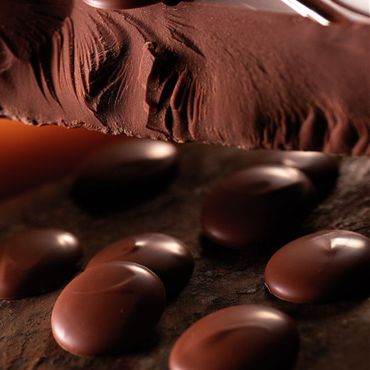 Belcolade Country Origin Milk Drops